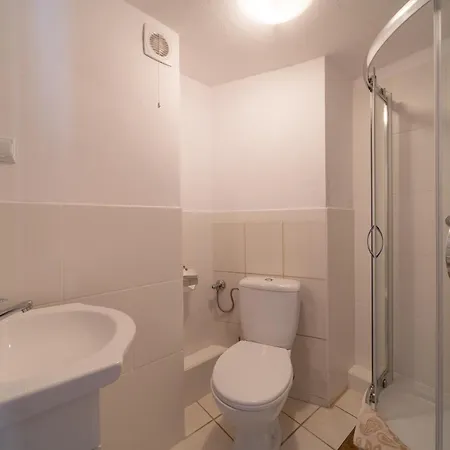 Gorski Sad - U Bazyla ピエホビツェ